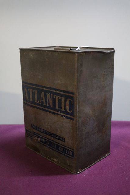 Rare Army Grey Atlantic One Gallon Motor Oil Tin 