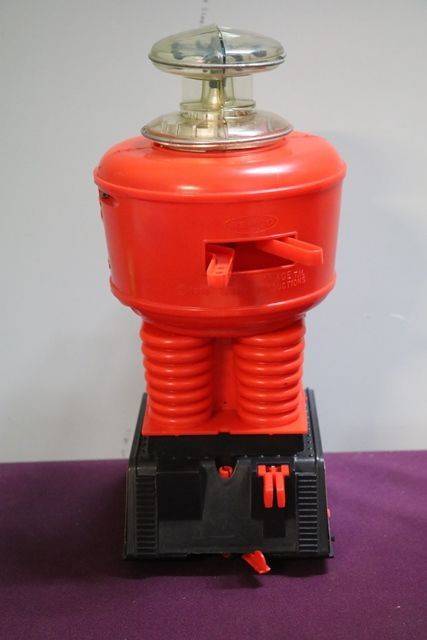 Remco 1966 Lost in space Motorized Robot Battery Operated 
