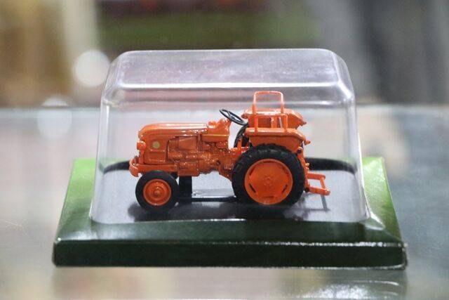 Renault D22 1956   Vintage Tractor Toy