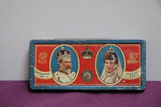 Rowntree and Co Ltd Coronation Day Royal Tin 