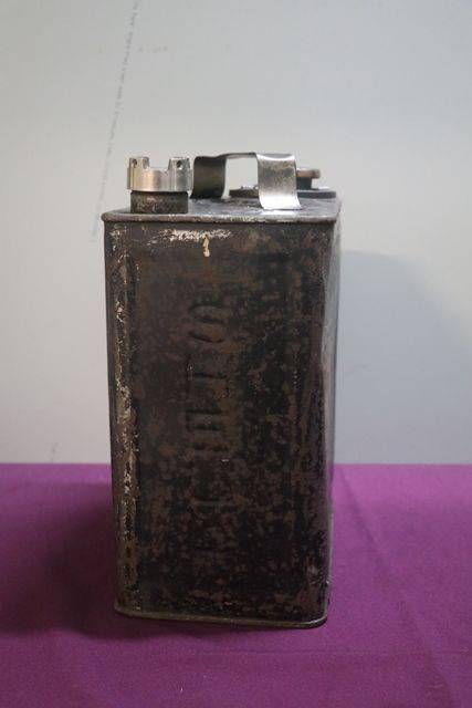 Shell 2 Gallons Running Board Can In Original Condition 