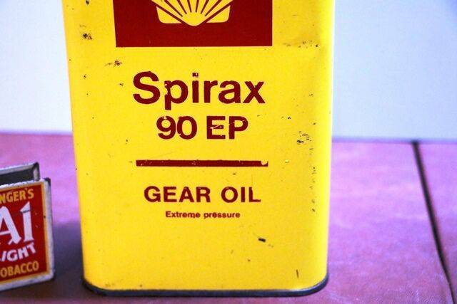 Shell Spirax 90 EP Gear Oil Tin. | XXXX Antique Complex