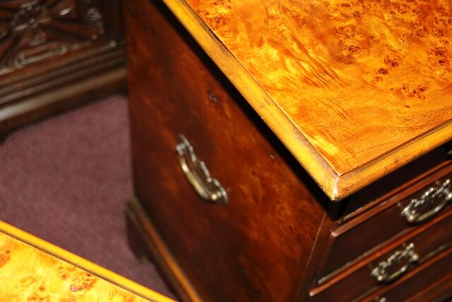 Stunning Small Pair of C20th Birdseye Maple 4 Drawer Chests 