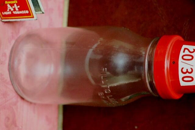 Vintage 1 litre Oil Bottle with Genuine Shell X100 Plastic Top