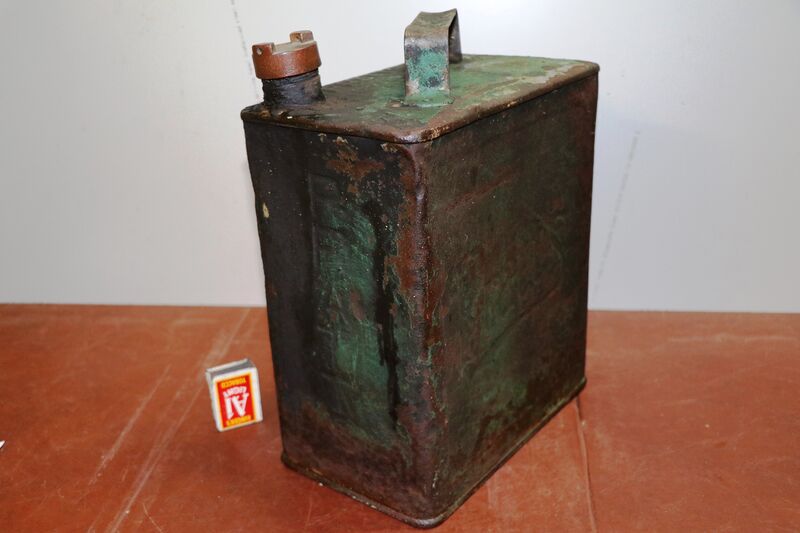 Vintage 2 Gallon Running Board Can for Early Pratts 