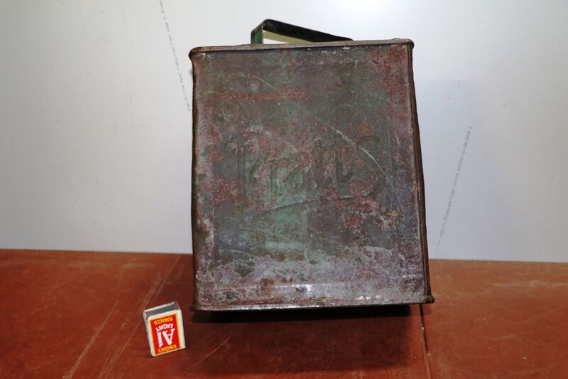 Vintage 2 Gallon Running Board Can for Early Pratts 