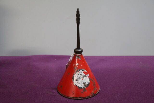 Vintage Alton Conical Oiler 