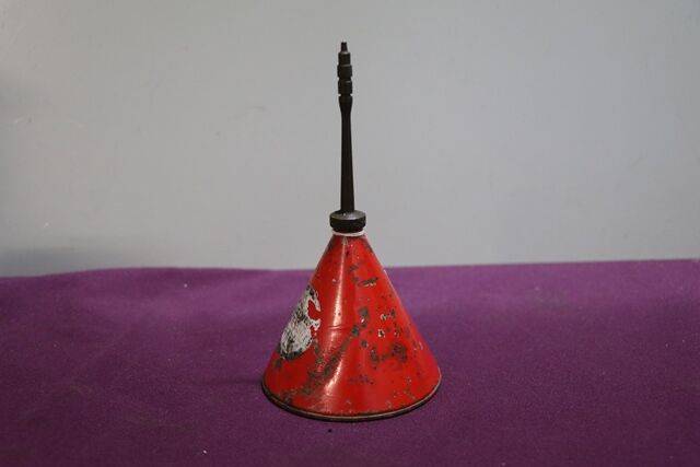 Vintage Alton Conical Oiler 
