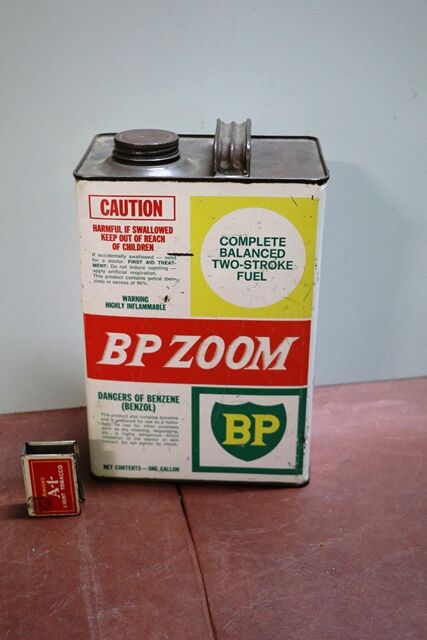 Vintage BP ZOOM 1 gal 2 Stroke Can