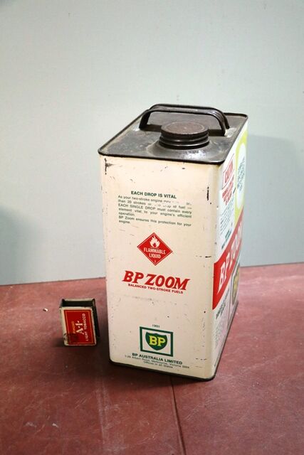 Vintage BP ZOOM 1 gal 2 Stroke Can