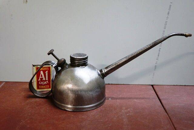 Vintage Braimeand39s Dome Shape Oiler