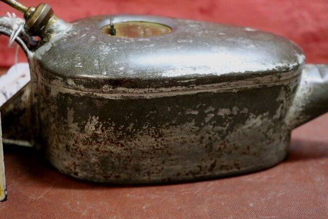 Vintage Braimeand39s One Pint Boat Shape Oiler