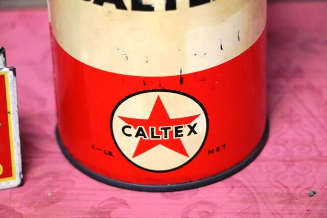 Vintage Caltex 1lb Grease Tin