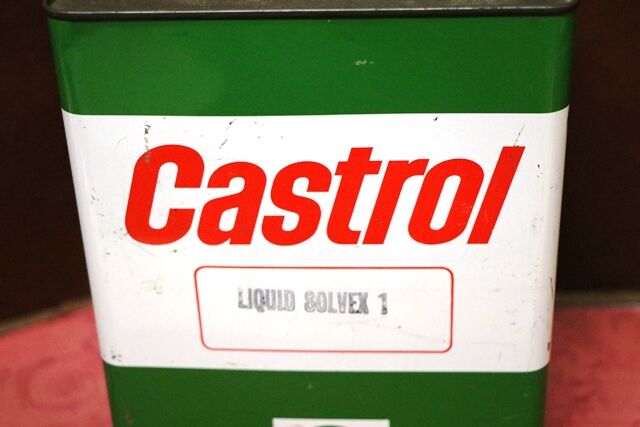 Vintage Castrol L Liquid Solvex 1gal Tin
