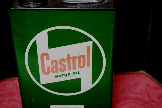 Vintage Castrol Z Medium Super Grade 1gal Tin