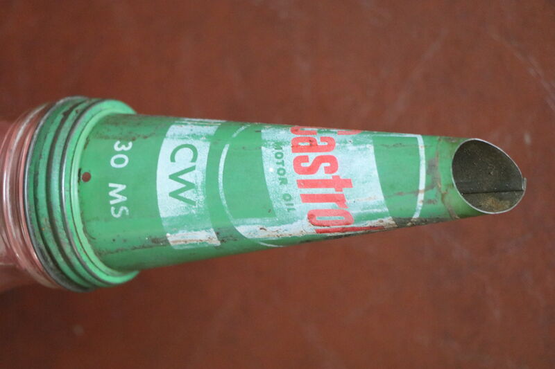 Vintage Castrol Z Quart Bottle with Tin Top