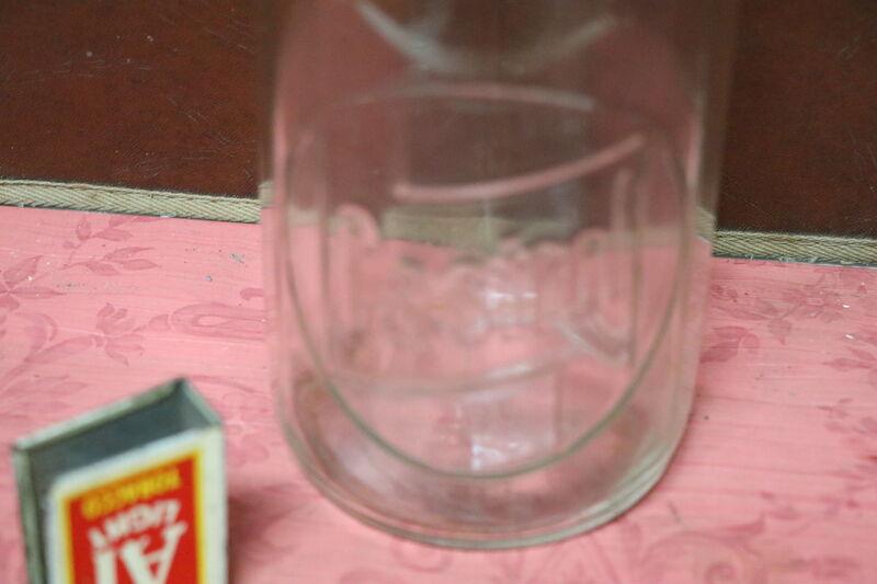 Vintage Castrol Z Quart Bottle with Tin Top
