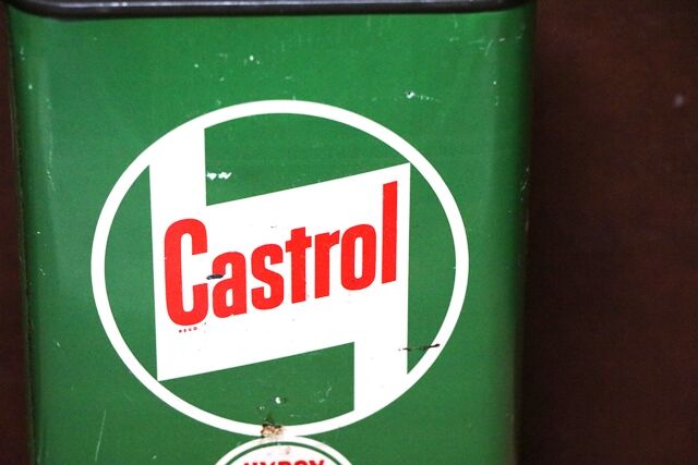Vintage Castrol Z  Hypoy Light 80EP Oil 1 quart Tin