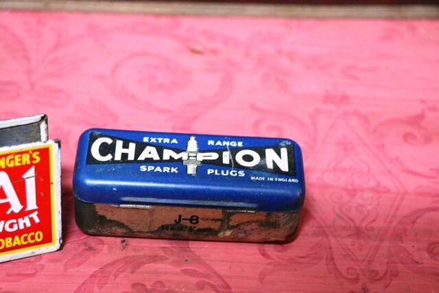 Vintage Champion Extra Range Spark Plug Tin