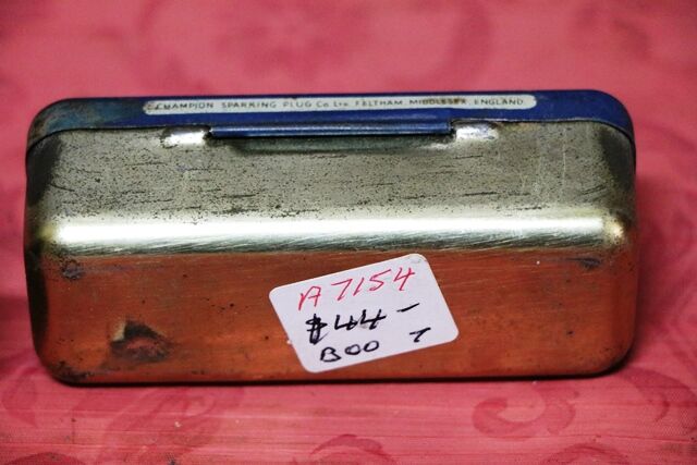 Vintage Champion Extra Range Spark Plug Tin