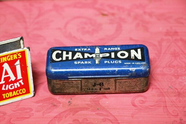 Vintage Champion Extra Range Spark Plug Tin