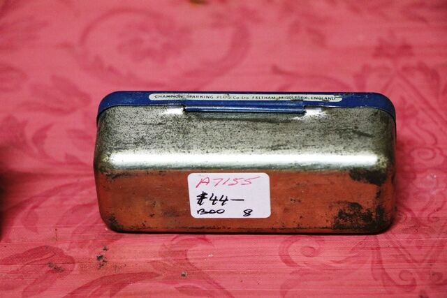 Vintage Champion Extra Range Spark Plug Tin