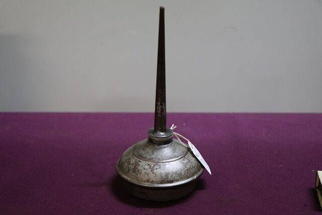 Vintage Cone Shape Can Oiler 