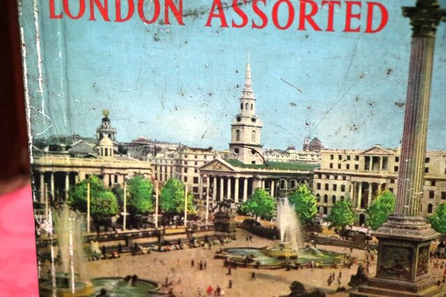 Vintage ELKES London Biscuits Pictorial Tin 