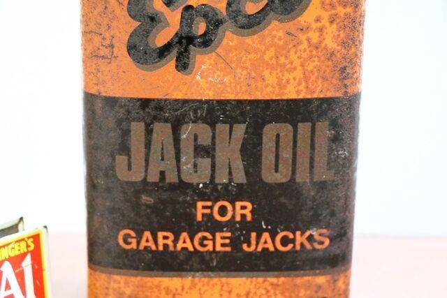 Vintage EPCO Jack Oil One Quart Tin