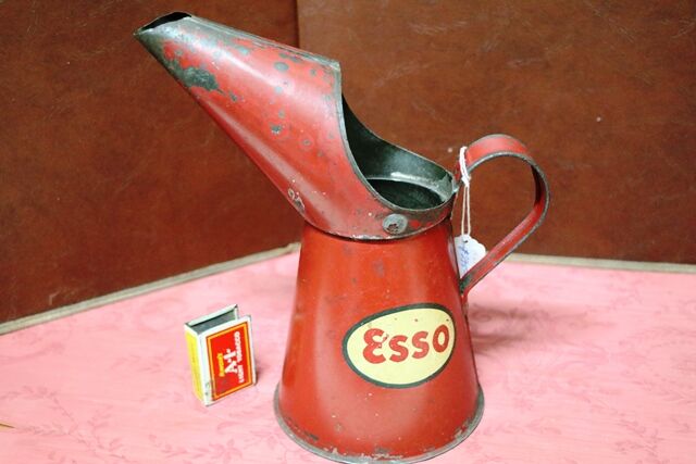 Vintage ESSO One Quart Oil Jug Pourer