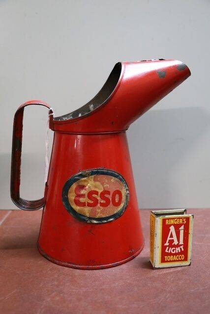 Vintage Esso One Litre Pourer