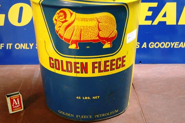 Vintage Golden Fleece Duo 45lbs Grease Tub