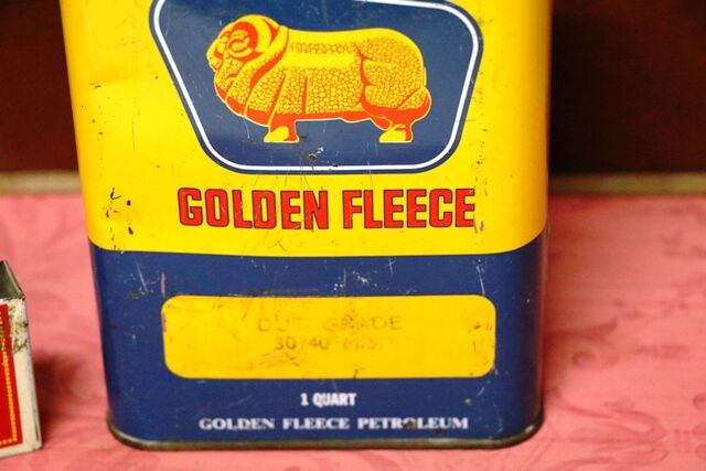 Vintage Golden Fleece Duo Grade 3040 1qrt Tin