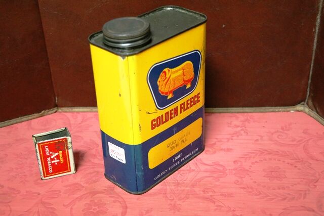 Vintage Golden Fleece Duo Grade 3040 1qrt Tin
