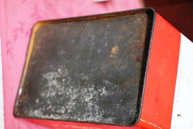 Vintage MobilLaurel Home Kerosene 1 gal Tin