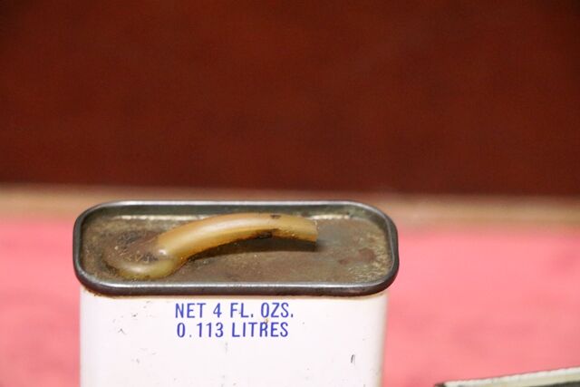 Vintage Mobil Handy Oil 4oz Oiler