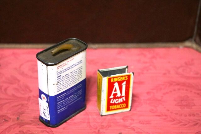 Vintage Mobil Handy Oil 4oz Oiler