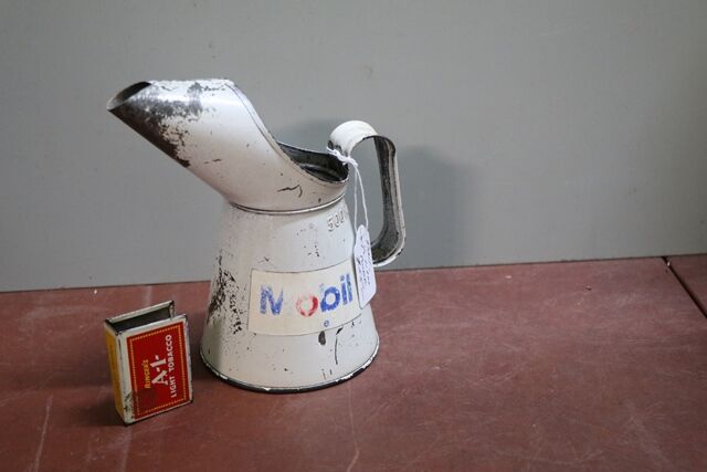 Vintage Mobil One Half litre Oil Pourer