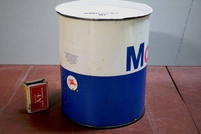 Vintage Mobilgrease MP  25kg Tin