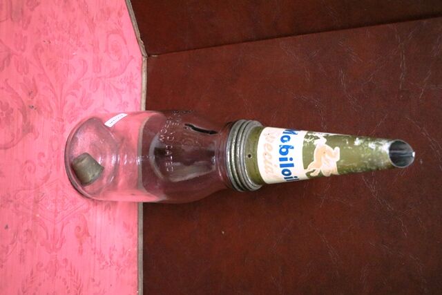 Vintage Mobiloil 1lt Oil Bottle with Pegasus Tin Top