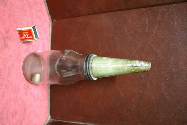 Vintage Mobiloil 1lt Oil Bottle with Pegasus Tin Top
