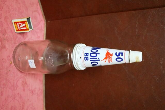 Vintage Mobiloil BB 50 One Litre Oil Bottle