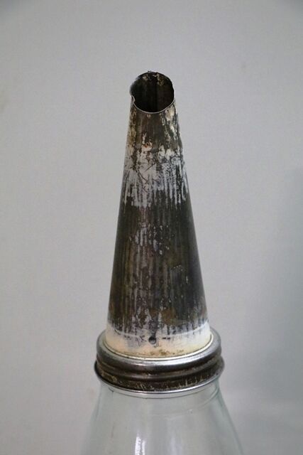 Vintage One Imperial Quart Oil Bottle with Tin Top