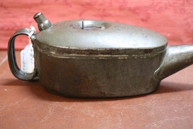 Vintage One Pint Boat Shape Oiler
