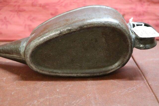 Vintage One Pint Boat Shape Oiler