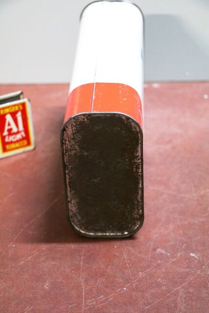 Vintage Pegasus Mobilube GX90 1 quart Oil Tin