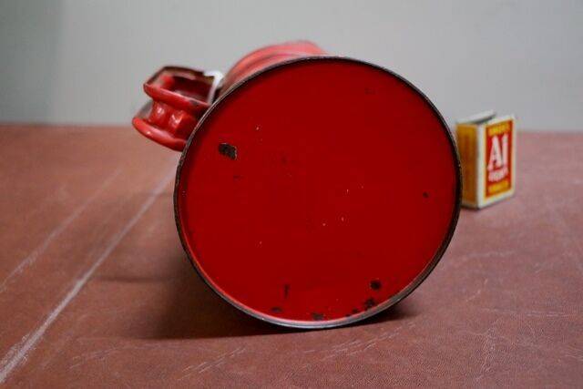 Vintage Quart Pourer with Silkolene Sticker Attached