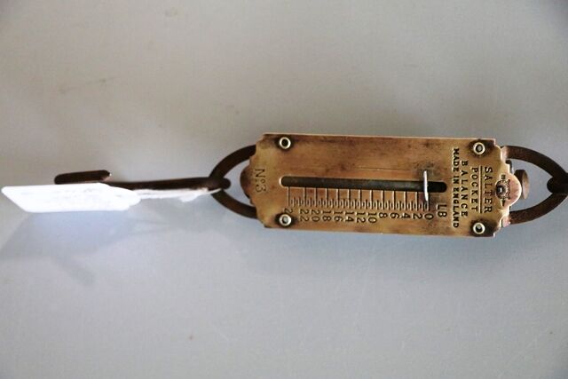 Vintage Salter Pocket Balance Scales. XXXX Antique Complex