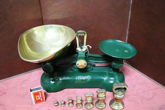 Vintage Set of BOOTS the Chemist Scales and Bell Weights