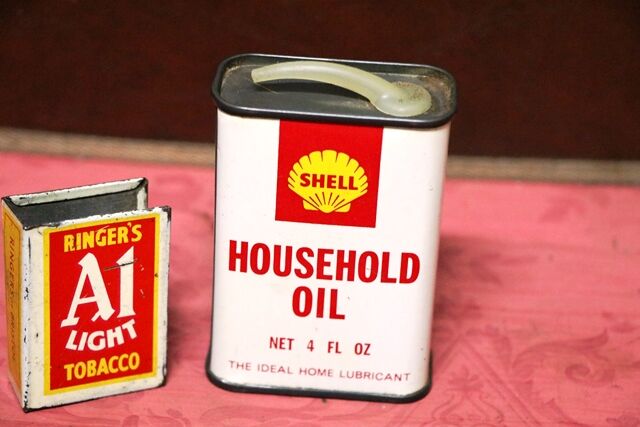 Vintage Shell Household Oil 4 oz Oiler